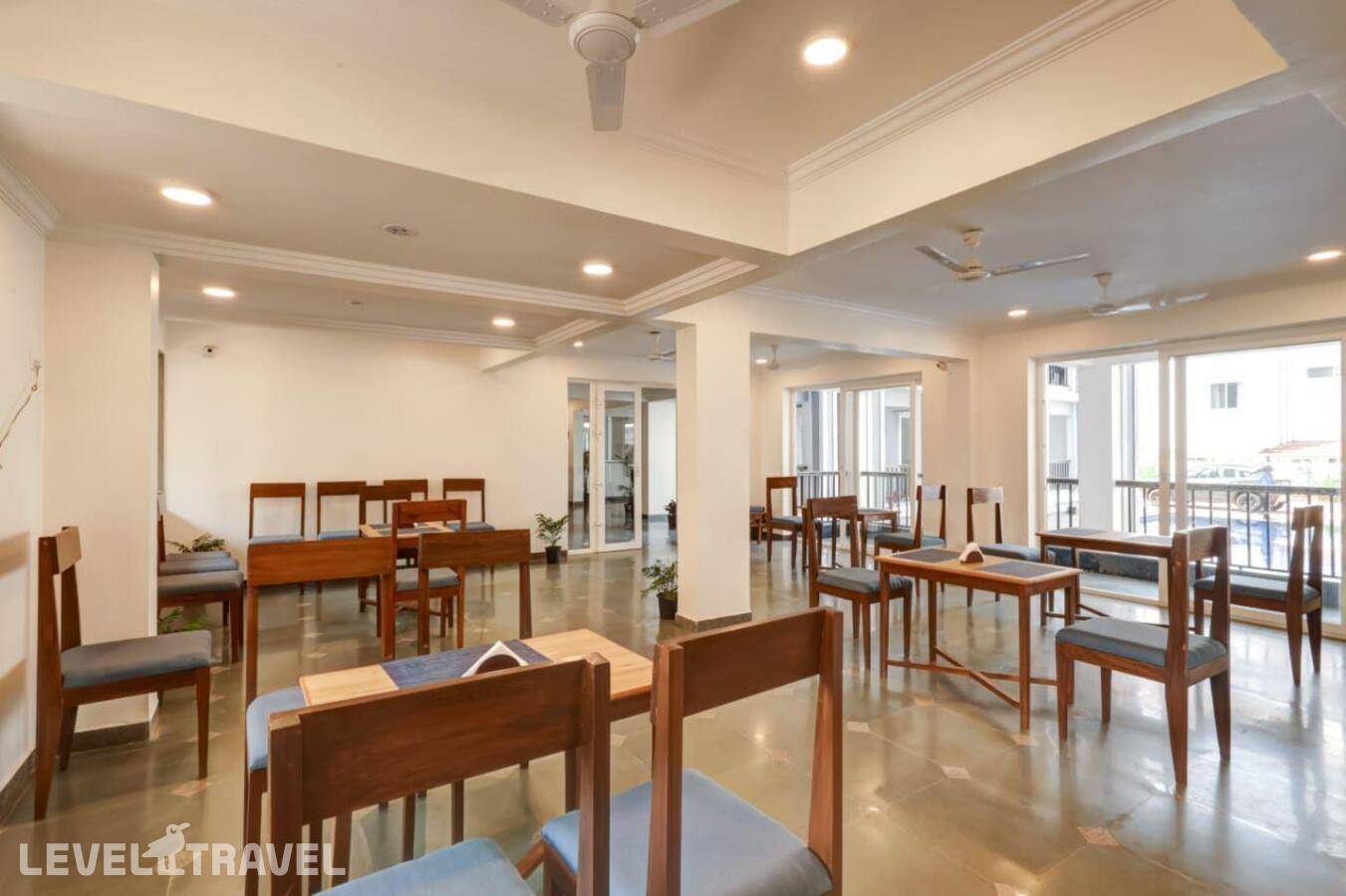 фотографии отеля Deep International в Индия(Мандрем) - фото №6