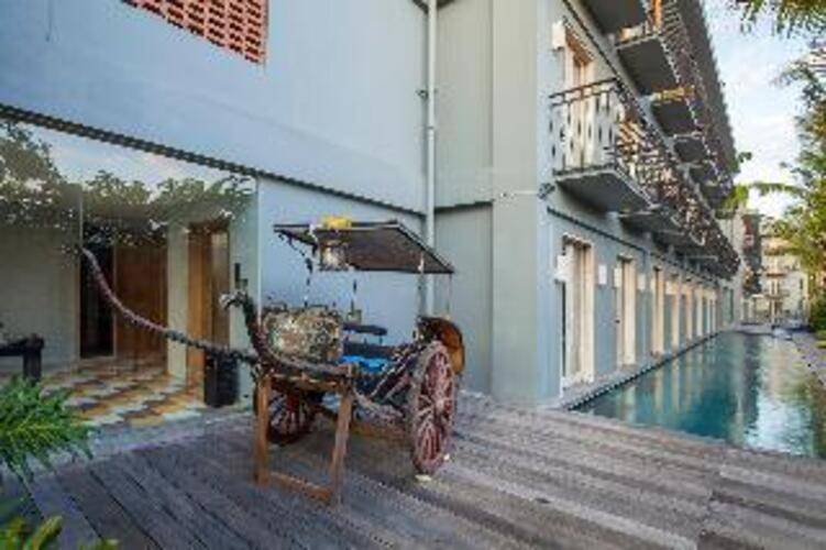 Frii Bali Echo Beach