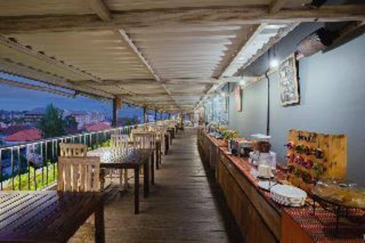 Frii Bali Echo Beach