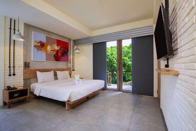 Frii Bali Echo Beach