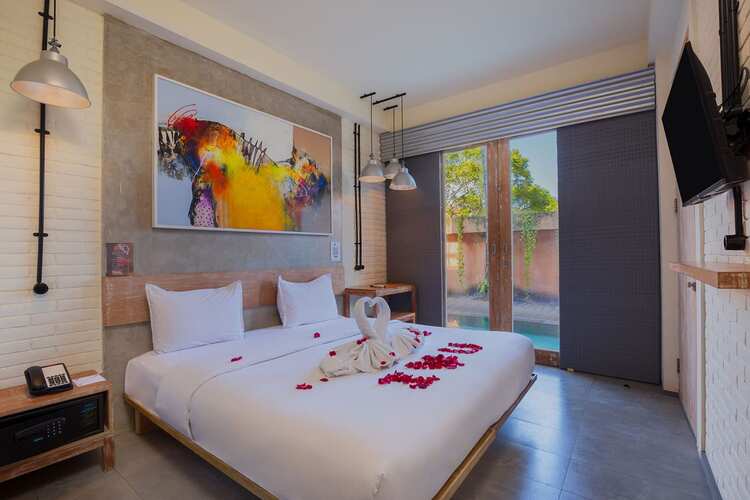 Frii Bali Echo Beach