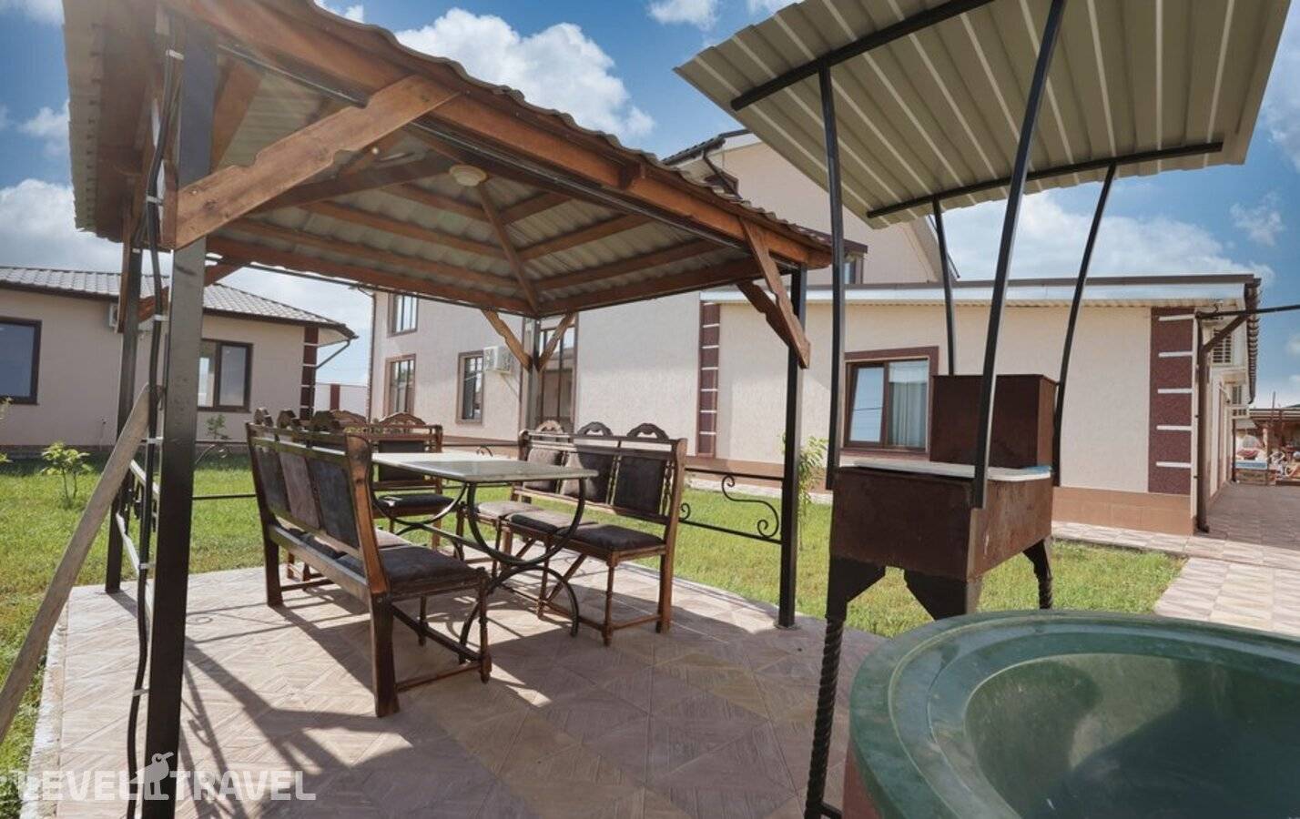 фотографии отеля Уютный Остров в Россия(Саки) - фото №2