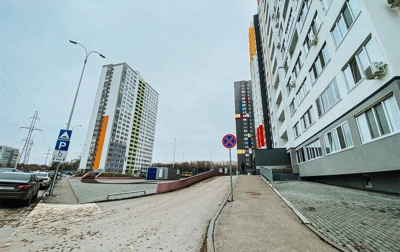 На Александра Невского 2е