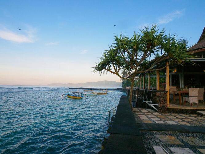Alam Candi Dive Resort