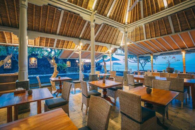 Alam Candi Dive Resort