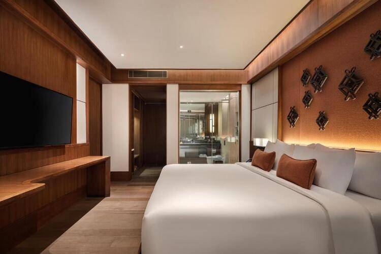 Bali Beach Hotel