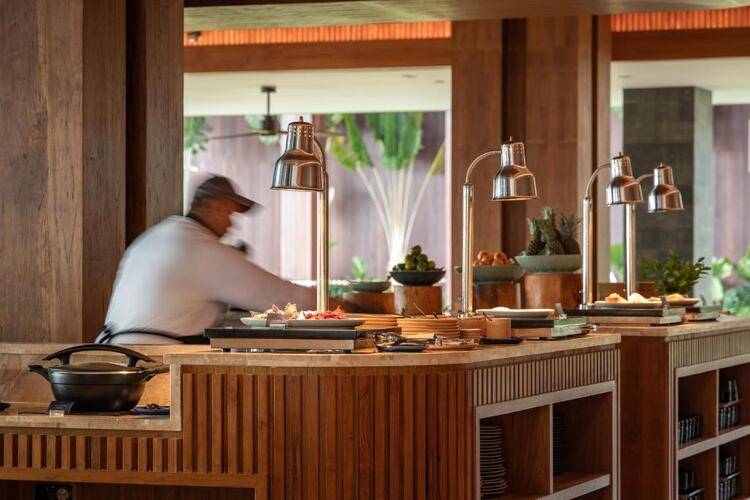 Bali Beach Hotel