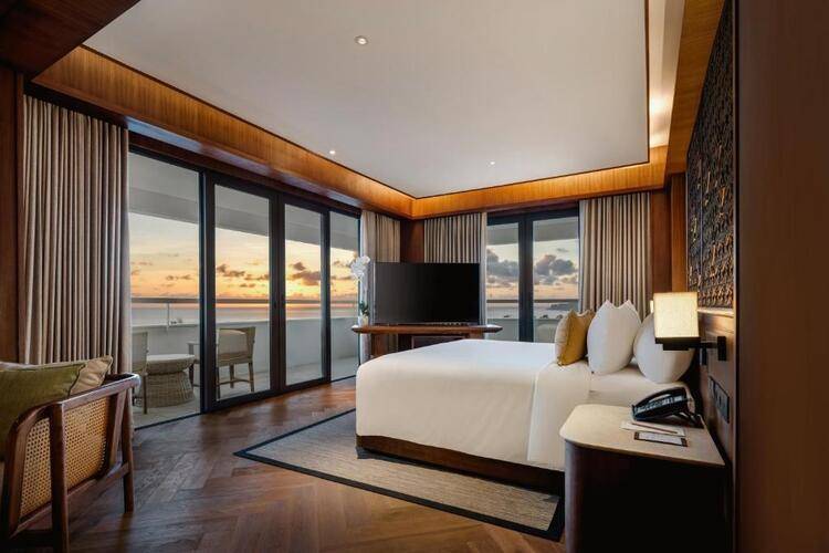 Bali Beach Hotel