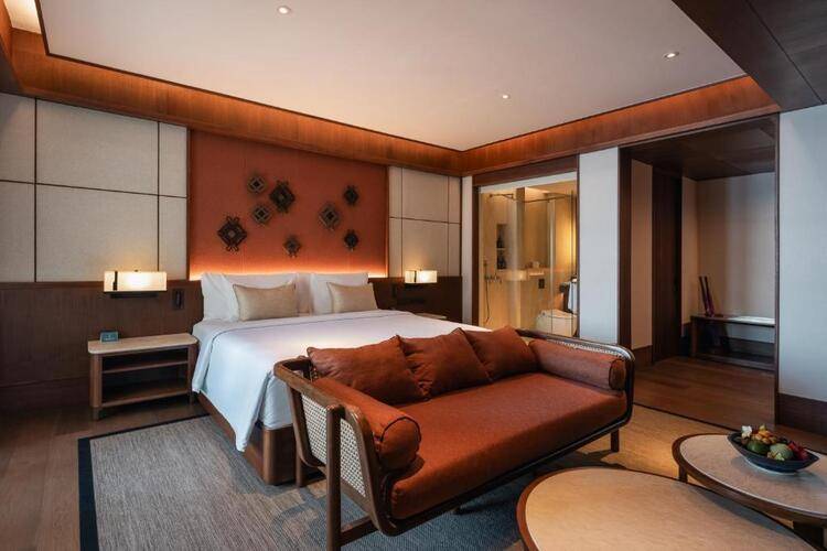 Bali Beach Hotel