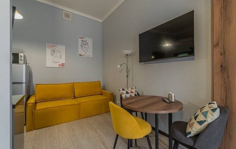 R&B Apart Hotel Графский 7