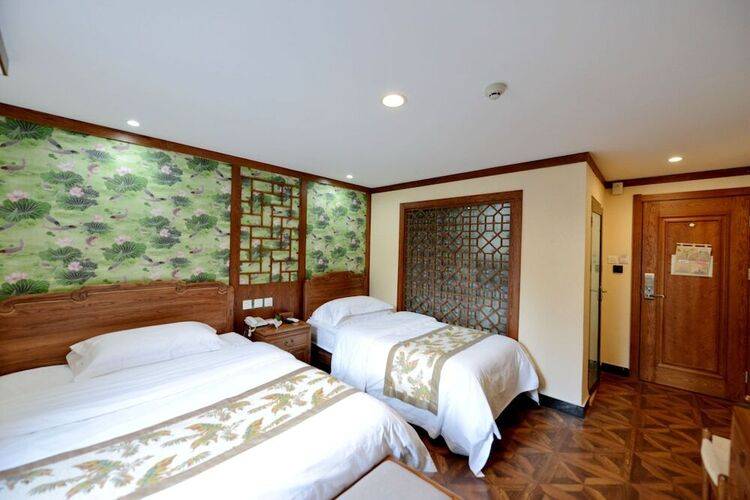 East Hotel The Forbidden City Drum Tower