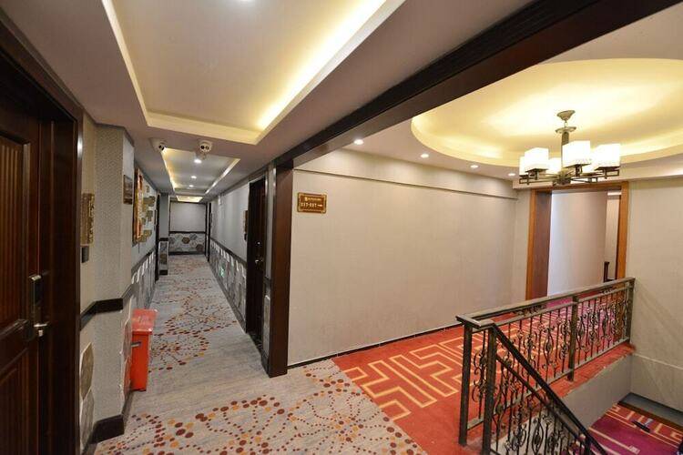 East Hotel The Forbidden City Drum Tower