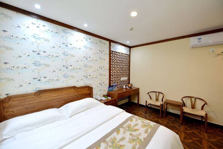 East Hotel The Forbidden City Drum Tower