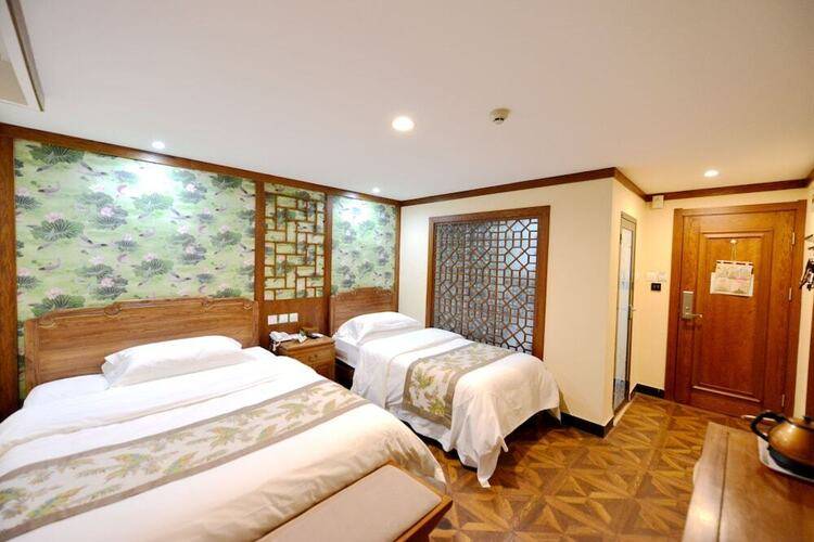 East Hotel The Forbidden City Drum Tower