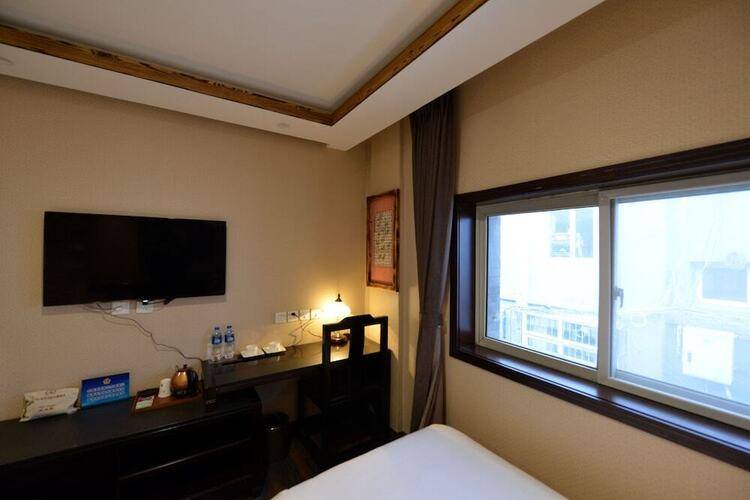 East Hotel The Forbidden City Drum Tower