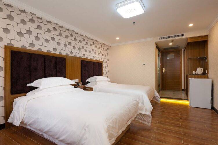 Guangzhou Compass Hotel