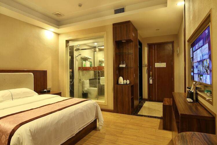 Guangzhou Helong Hotel