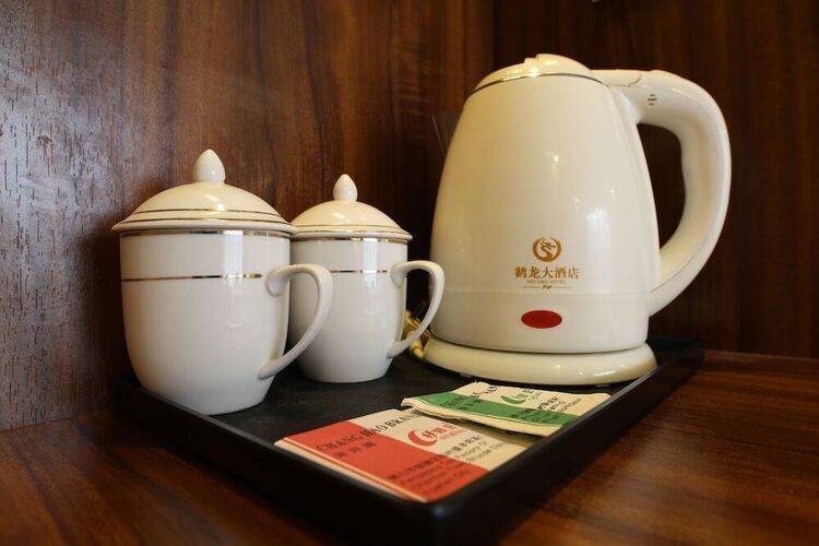 Guangzhou Helong Hotel