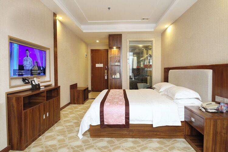 Guangzhou Helong Hotel