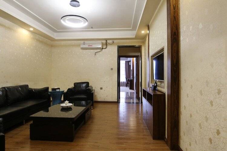 Guangzhou Helong Hotel