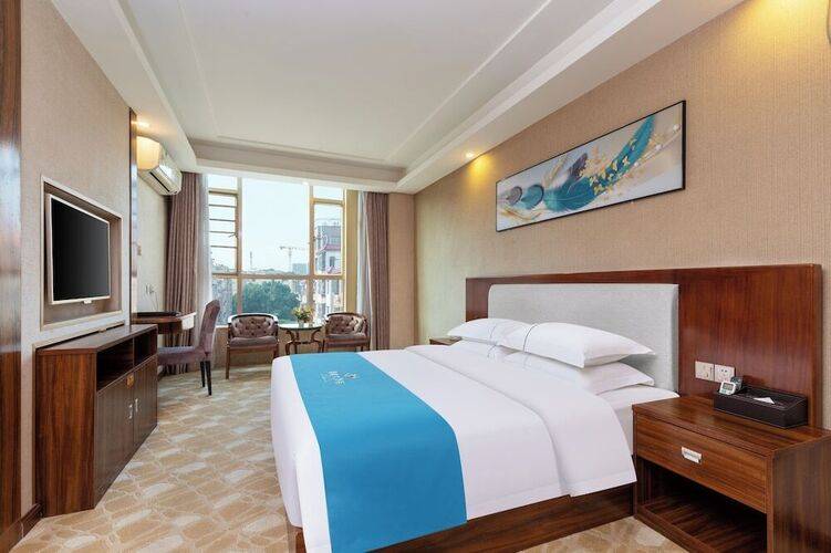 Guangzhou Helong Hotel