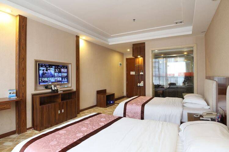 Guangzhou Helong Hotel