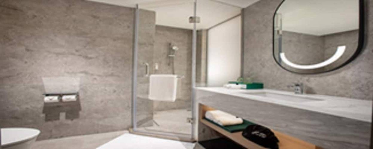 Holiday Inn Shanghai Nanjing Road, An Ihg Hotel