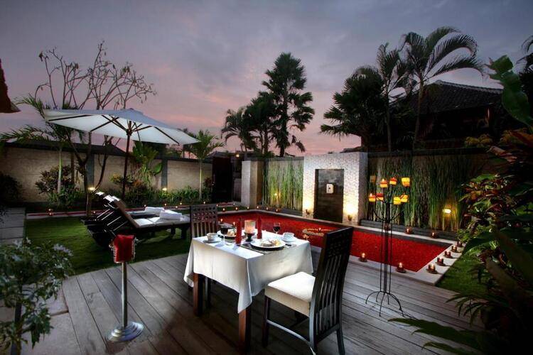 Bali Rich Villas Seminyak Beach