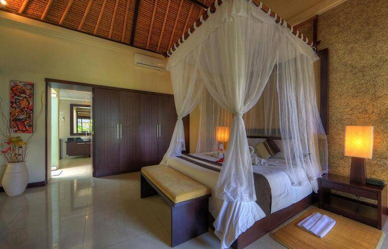 Bali Rich Villas Seminyak Beach