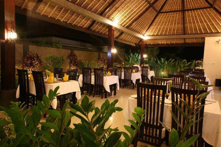 Bali Rich Villas Seminyak Beach