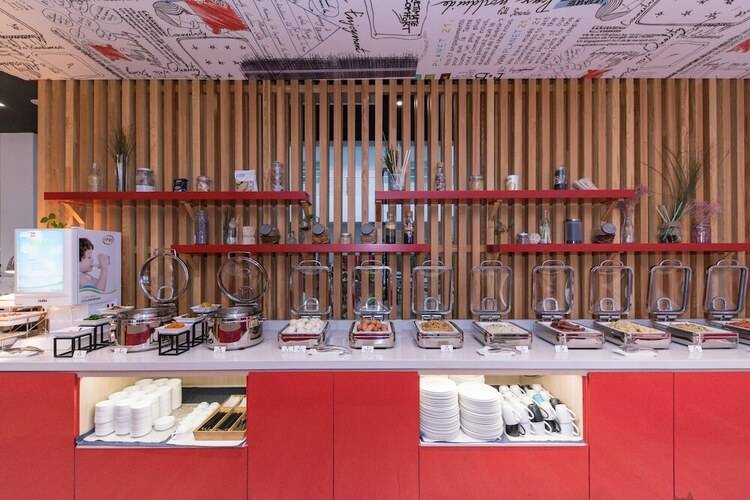 Ibis Shanghai New Hongqiao