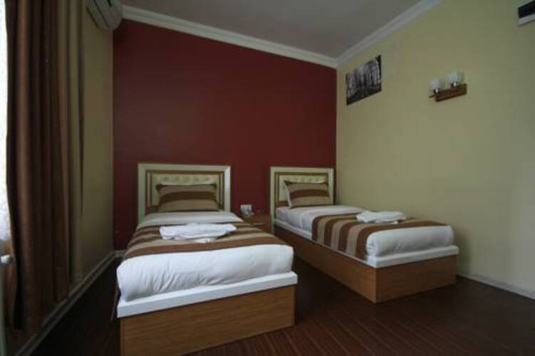 Azze Hotel