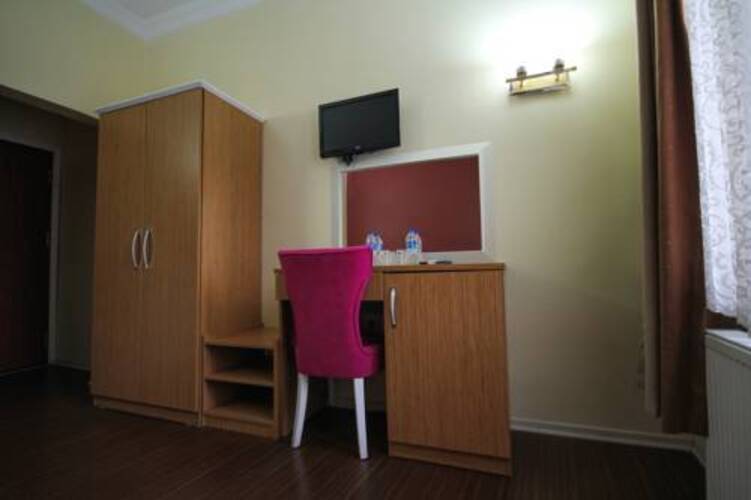 Azze Hotel
