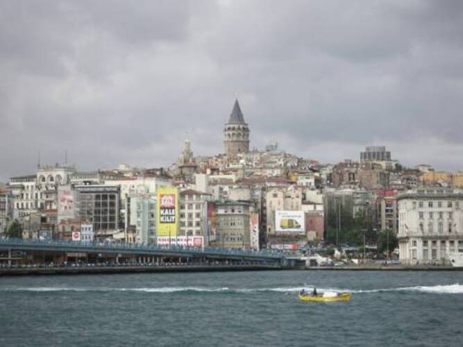Azze Hotel