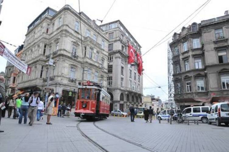 Azze Hotel
