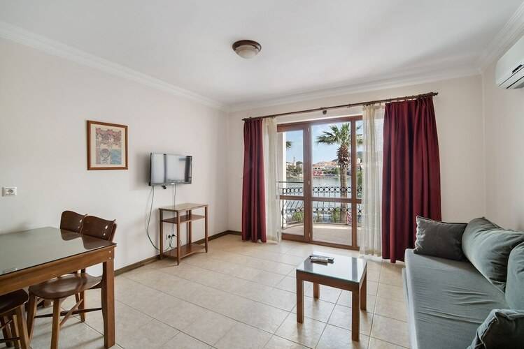 Fora Apart Hotel