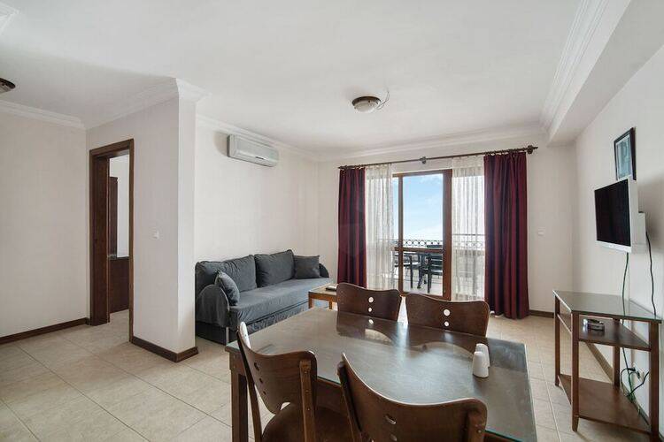 Fora Apart Hotel