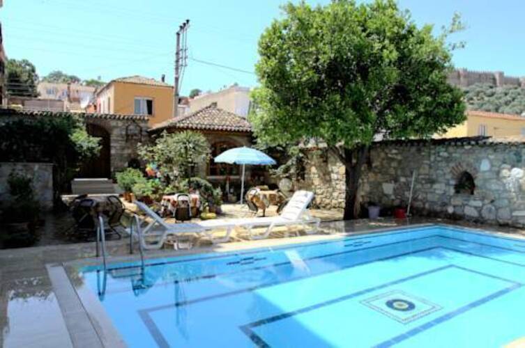 Nazar Hotel