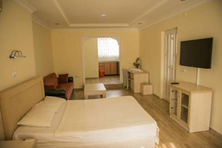 Burc Hotel
