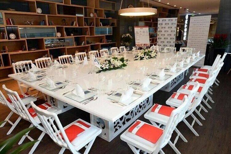 Tav Airport Hotel Izmir