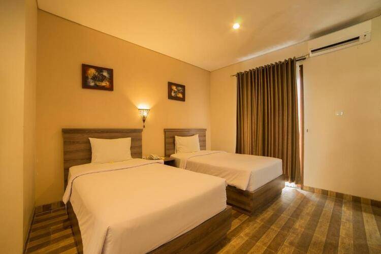 Grand Kesambi Resort And Villa