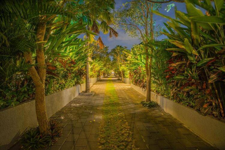 Grand Kesambi Resort And Villa