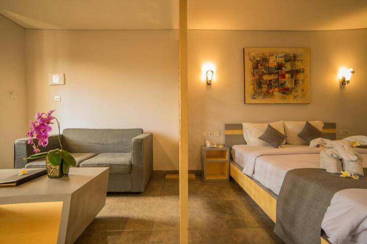 Grand Kesambi Resort And Villa