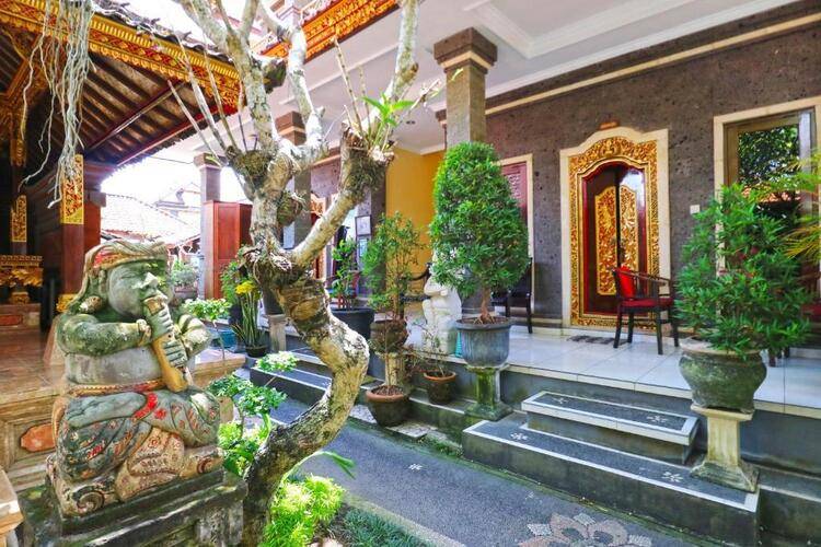 Jungut Guest House By Zuzu