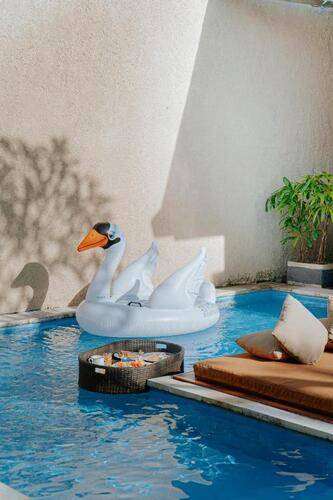 Luxotic Private Villa And Resort