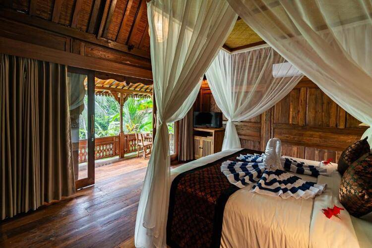 Madani Antique Villas