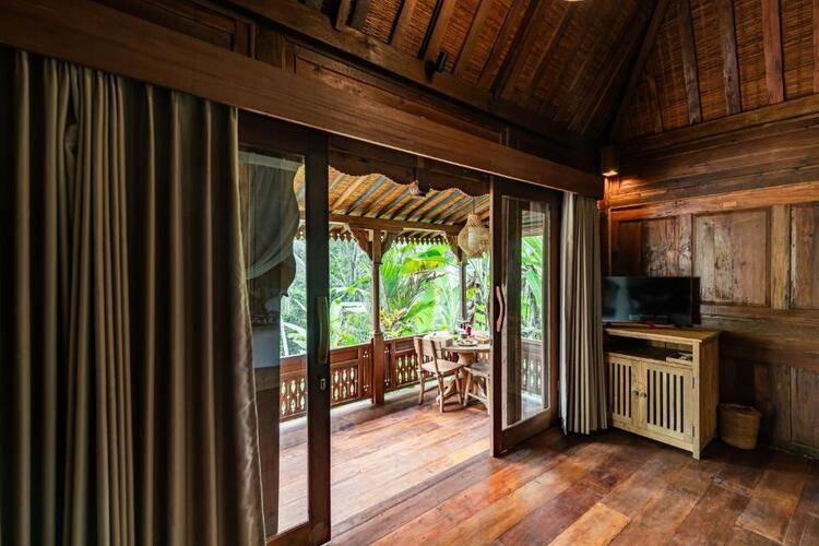 Madani Antique Villas