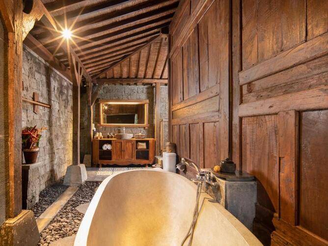 Madani Antique Villas