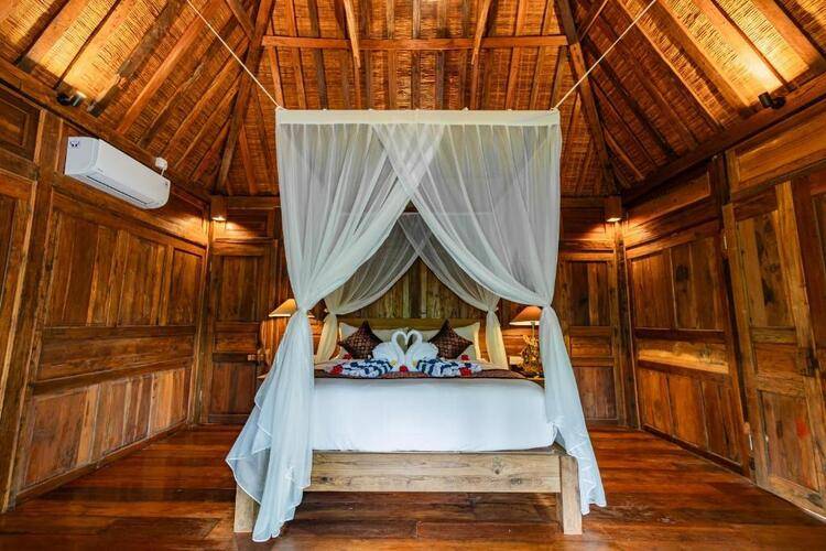 Madani Antique Villas