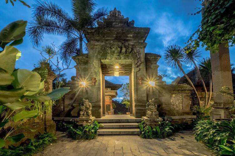 Nick's Hidden Cottage